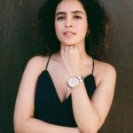 Sanya Malhotra Instagram – @tissot_official ‘s glamorous  #swiss watches launch on India’s leading fashion destination @myntra! 
Don’t forget to check the app to  explore the collection.

#ThisIsYourTime to shop
#TissotOnMyntra