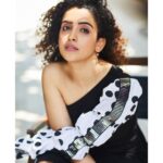 Sanya Malhotra Instagram - 🎶But if you feel like I feel Please let me know that is real 🎶 📸 @rohanshrestha