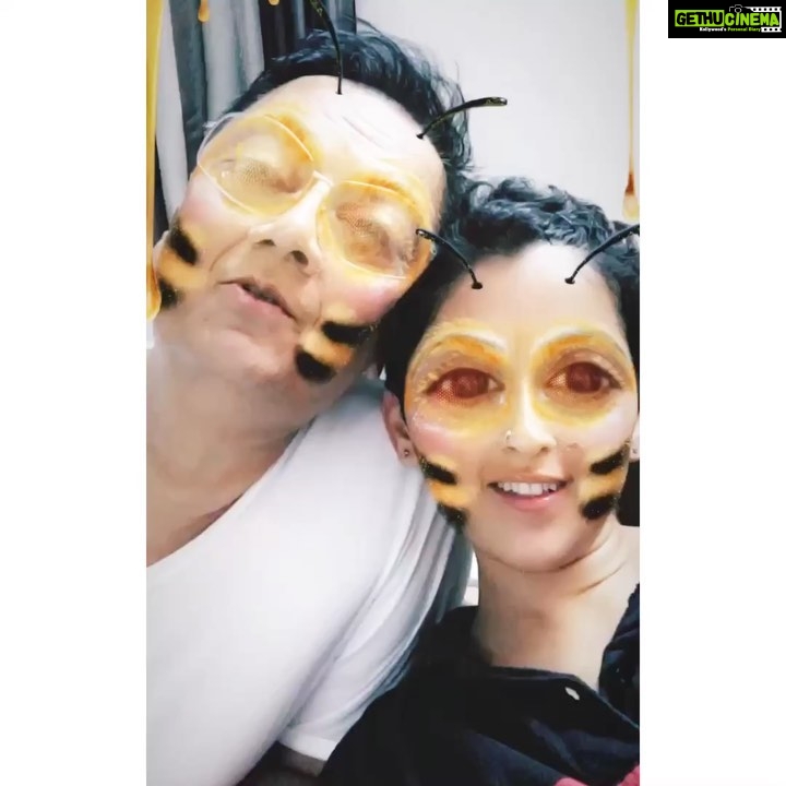 Sanya Malhotra Instagram - Happy Father’s Day ..🥰♥️🐝