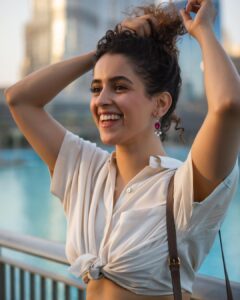 Sanya Malhotra Instagram - I got 99 bobby pins, but I can’t find one.. 📸 by @anunaysood ♥️ Dubai, United Arab Emirates