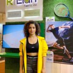 Sanya Malhotra Instagram - I feel so happy to have had been the showstopper for such a quirky show! All the clothes in the Alcis x Nari collection were amazing and super comfortable made with #FabricOfTheFuture by @r.elan.official but the highlight of the evening had to be the waste Plastic bottle collection on the ramp that @narendrakumarahmed had us do. What a wonderful experience it has been! 🧡💛