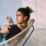 Sanya Malhotra Instagram - #youcantsitwithus #meangirls 👩🏻‍🦱🐱 #sideprofilegamestrong 📸 @ashiq_mk 💄 @natashamathiasmakeup