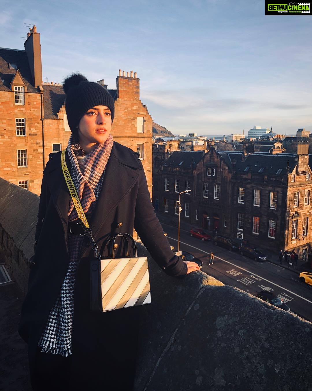 Sanya Malhotra Instagram - 🔴 Edinburgh Castle