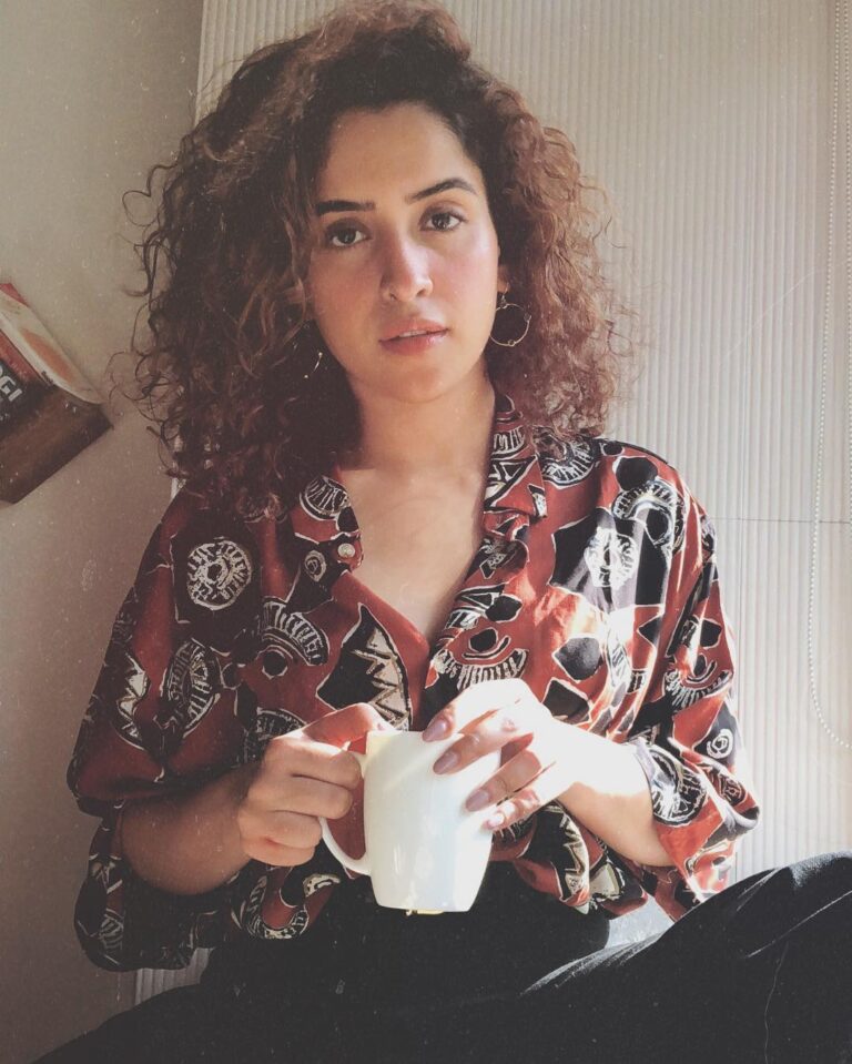 Sanya Malhotra Instagram - How I feel when there’s no coffee? Depresso ☕️😅