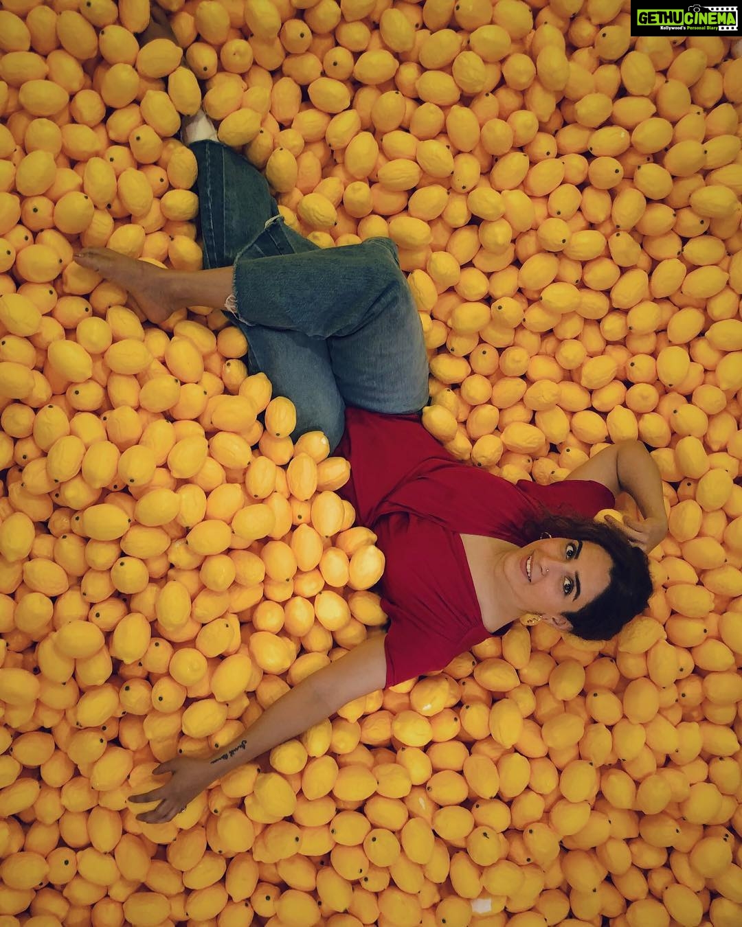 Sanya Malhotra Instagram - When life gives you lemons...you pose with them! 🍋 798 Art Zone