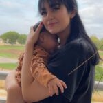 Sarah Khan Instagram - Me and my Alyana 🌈💕♥️🌧