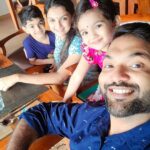 Saranya Mohan Instagram - Hello there❤Good afternoon @swami_bro