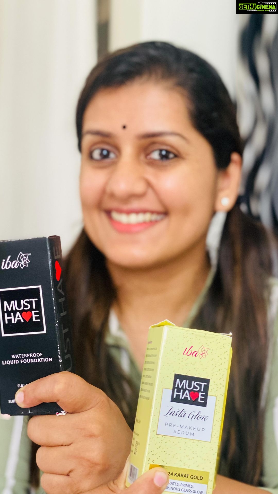Sarayu Mohan Instagram - Howz my new look with look Iba Cosmetics , try yours now @ibacosmetics 🥰🤩 Use my coupon code(SARAYU20) to get extra 20% OFF on iba website I truly believe that what makes us beautiful must also be beautiful! @ibacosmetics believes in Clean Beauty! They are India’s First Halal Certified as well as Peta Certified Cruelty Free & Vegan beauty brand. Iba is totally free from all nasty ingredients such as animal fats, parabens, alcohol and sulfates. I am in love with their makeup range and so will you. #ibacosmetics #cleanbeauty #iba #crueltyfreemakeup #veganmakeup #petacertified #halalcosmetics #makeuplover #monsoonmakeup