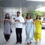 Sargun Mehta Instagram - 8th july nu chali main sohreyan de pind 😃😃 #ghundkaddleynisohreyandapindaagya #sohreyandapindaagya #sohreyandapind #8thjuly2022