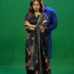 Sargun Mehta Instagram - Last wala part becaused i missed nimmo 😂😂 and 8th july nu main ghund kadd ke chali sohreyan de pind . #ghundkaddleynisohreyandapindaagya #8thjuly2022