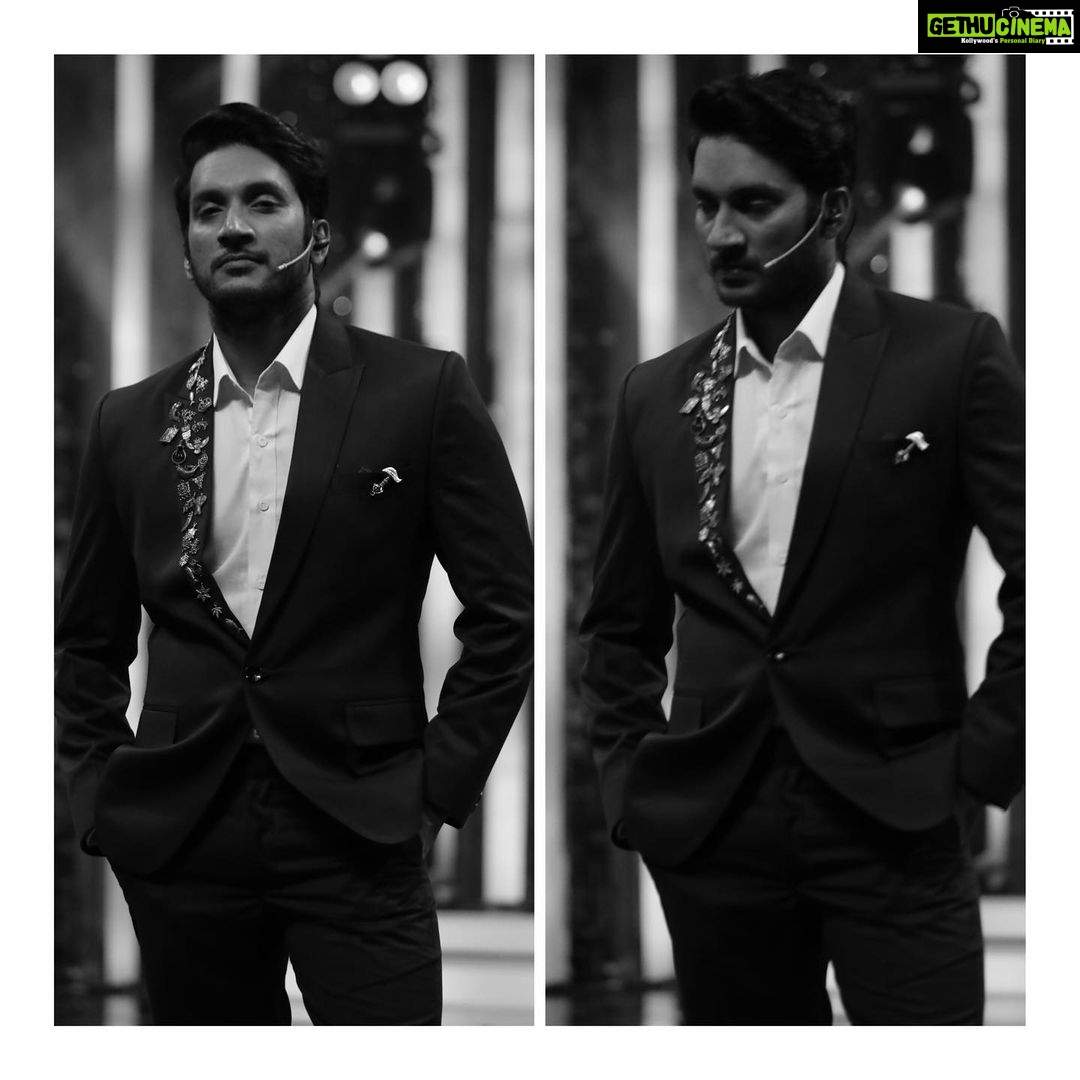 Sathish Krishnan Instagram - Never ending love for black n white click . #bbjodigal