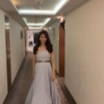Saumya Tandon Instagram - My rushed airport to hotel landing to event ready moments. #saumyatandon