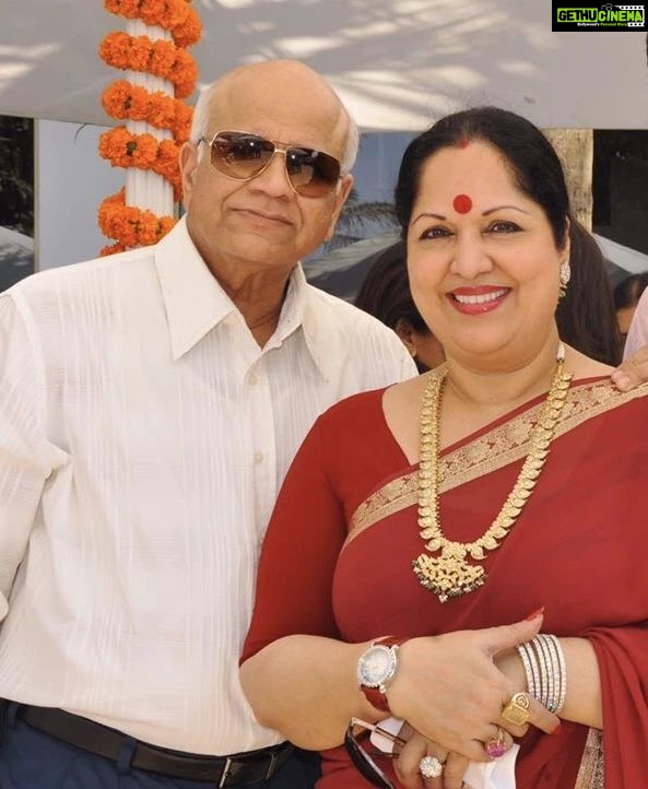 Shamita Shetty Instagram - Happy Parents day everyone ❤️Never take for granted how greatly Uve been blessed❤️. Thankyou mom n dad for all ur blessings , guidance ,values Uve inculcated in us, sacrifices and so much more . Urs is the only love that has been truly unconditional, selfless and forgiving. #momanddad #parents #happiness #family #lovealways