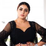 Shamna Kasim Instagram - Styled by: @impriyankasahajananda outfit: @zauca_thelabel Jewlry @kushalsfashionjewellery Pics: @v_capturesphotography Hairstylist: @hairstylist_srinivas Personal staff: @pranay_kohli #styledbypriyankasahajananda