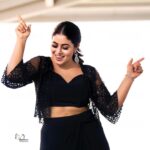 Shamna Kasim Instagram - Styled by: @impriyankasahajananda outfit: @zauca_thelabel Jewlry @kushalsfashionjewellery Pics: @v_capturesphotography Hairstylist: @hairstylist_srinivas Personal staff: @pranay_kohli #styledbypriyankasahajananda