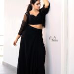 Shamna Kasim Instagram - Styled by: @impriyankasahajananda outfit: @zauca_thelabel Jewlry @kushalsfashionjewellery Pics: @v_capturesphotography Hairstylist: @hairstylist_srinivas Personal staff: @pranay_kohli #styledbypriyankasahajananda