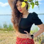 Sherin Instagram - 1 or 2? #sherin #fashion #love #travel #travelgram