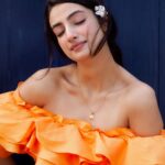 Sherlin Seth Instagram - Bloom 🧡🦋🌻 . . 📸 @abhinay_venkat x @pavantanooj_photography . . . . . #sherlinseth #foryou #forme #viralpost #viral #explorepage #explore #orange #OOTD #orangeisthenewblack #flowers #flowerphotography