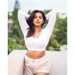 Shilpa Manjunath Instagram - Friyay💋💋 📸 @santosh_ranal_photography #shilpamanjunath