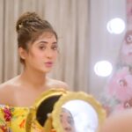 Shivangi Joshi Instagram – Tera yeh ishq, mera Fitoor…

#Fitoor 
#RanbirKapoor 
#VaaniKapoor 
#ArijitSingh
#ShamsheraSong 
#Shamshera22ndJuly 
#Trending