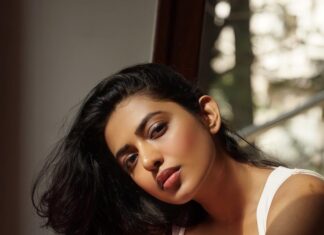Shivani Rajashekar Instagram - Pc @jagguvarmaa Embarking on a New Journey 💞 seeking all ur blessings and love✨ ..wish me luck 😬 Thank u so much for this wonderful opportunity @missindiaorg ❤️ Grateful and honoured ! All the very best to all the lovely ladies(including me :P) representing their respective states for the auditions today and the amazing journey ahead ✨ #feminamissindia2022 #shivanirajashekar #shivani4missindia #missindia2022shivani #missindiashivanirajashekar #missandhrapradesh2022 #missAP2022 #shivanirajashekar #MissTelangana2022 #missTamilnadu2022 #Feminamissindia #vlccfeminamissindia #journeytothecrown #MissindiaAuditions #missindiaauditions2022