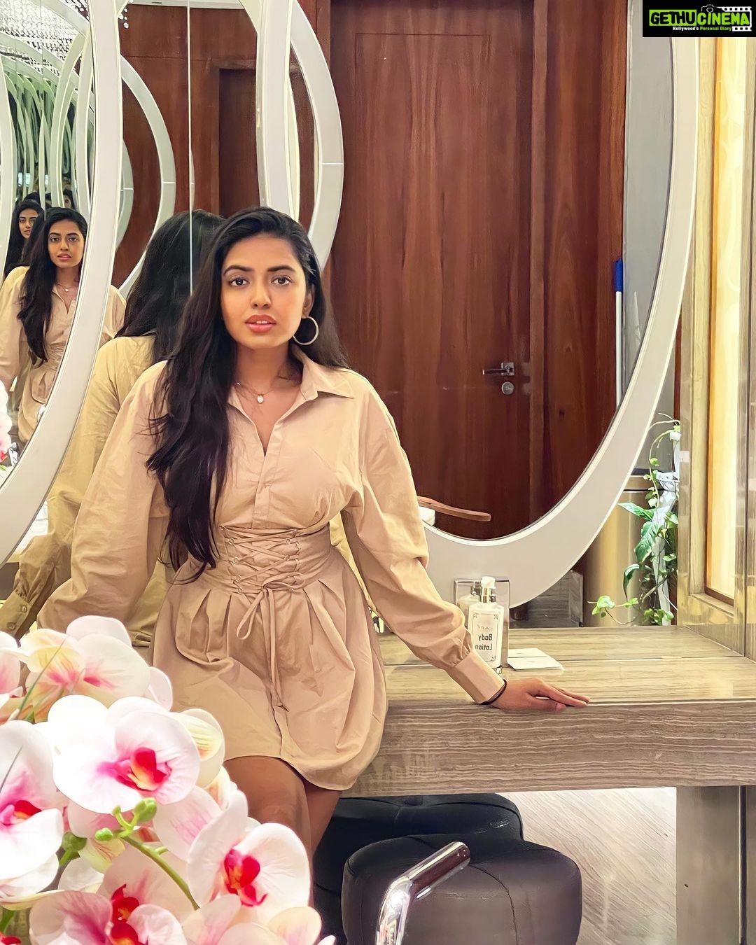 Shivani Rajashekar Instagram - A few more !!! Pc @yourseesha π #FeminaMissIndia2022 #JourneyToTheCrown #AndhraPradesh #Telangana #Tamilnadu #SouthZone #MissIndiaZones #missindia2022shivani #shivanirajashekar #missindia2022 #missindiashivanirajashekar #missandhrapradesh2022 #missap2022 #shivani4missindia #vlccfeminamissindia2022 Dubai United Arab Emirates