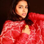 Shivani Rajashekar Instagram – Wearing @geethikakanumilli ❤️
Styled by @aayeshaa.mariam 💕
Pc @thescienceofphoto 💜