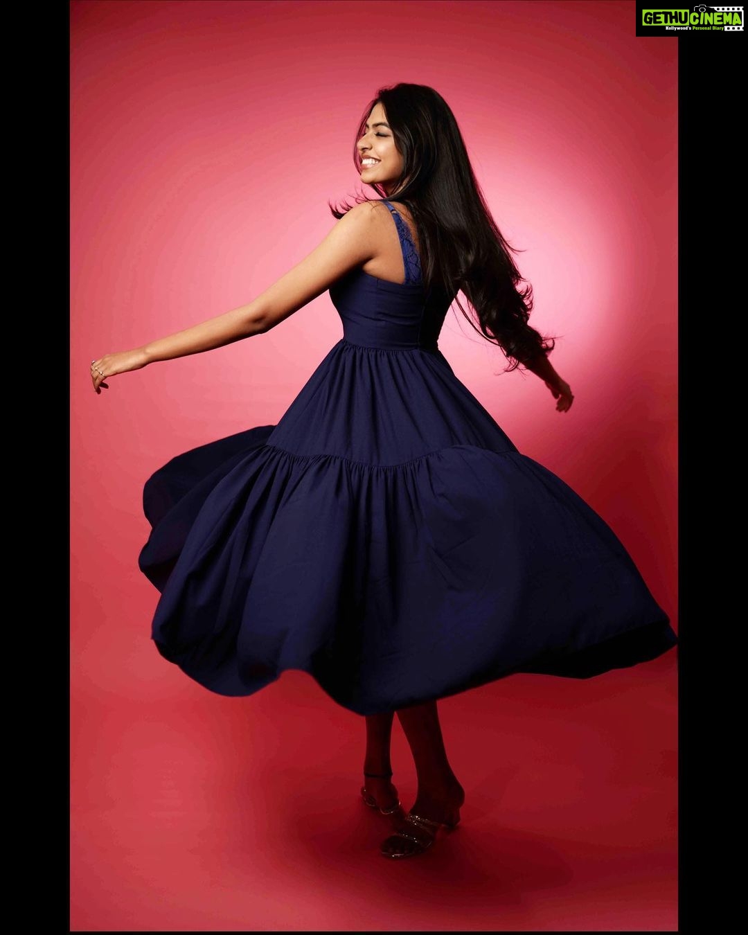 Shivani Rajashekar Instagram - Wearing @ewoke.studio Styling @shefalideora_ Asst stylist @mythri_g Pc @abhishek_pallati Celebrating back to back releases and overwhelming response from u darlings and for the #100k insta family💕 thank u so much for all the love for #Adbhutham for #WWW and for #Anbarivu now 🙏🙏🙏 #AnbarivuOnHotstar from jan 7th 😎