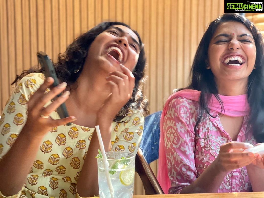 Shivani Rajashekar Instagram - A1 since day 1 🤍 PC: our squishmuffinnn @yourseesha #nodishtiplease ⚫️