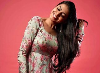 Shivani Rajashekar Instagram - Wearing this beautiful dress from @geethikakanumilli ✨ Styled by @shefalideora_ 💞 Styling assistant @mythri_g ❤️ Pc @abhishek_pallati