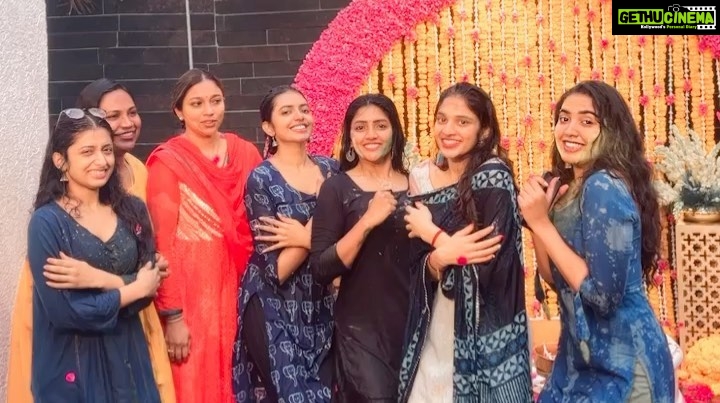 Shivani Rajashekar Instagram - #Day7 #pellikuthurucermony 😍 #anuanuvumanasa 💞 Boomerang 1 - early morning yoga & zumba Boomerang 2 & 3 - The Shiver Shake