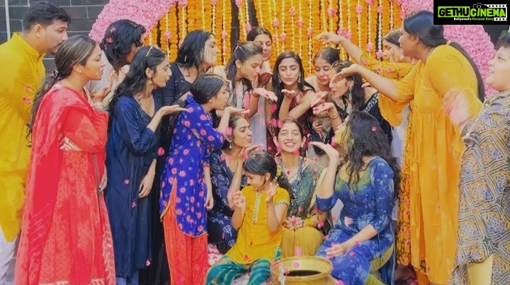 Shivani Rajashekar Instagram - #Day7 #pellikuthurucermony 😍 #anuanuvumanasa 💞 Boomerang 1 - early morning yoga & zumba Boomerang 2 & 3 - The Shiver Shake