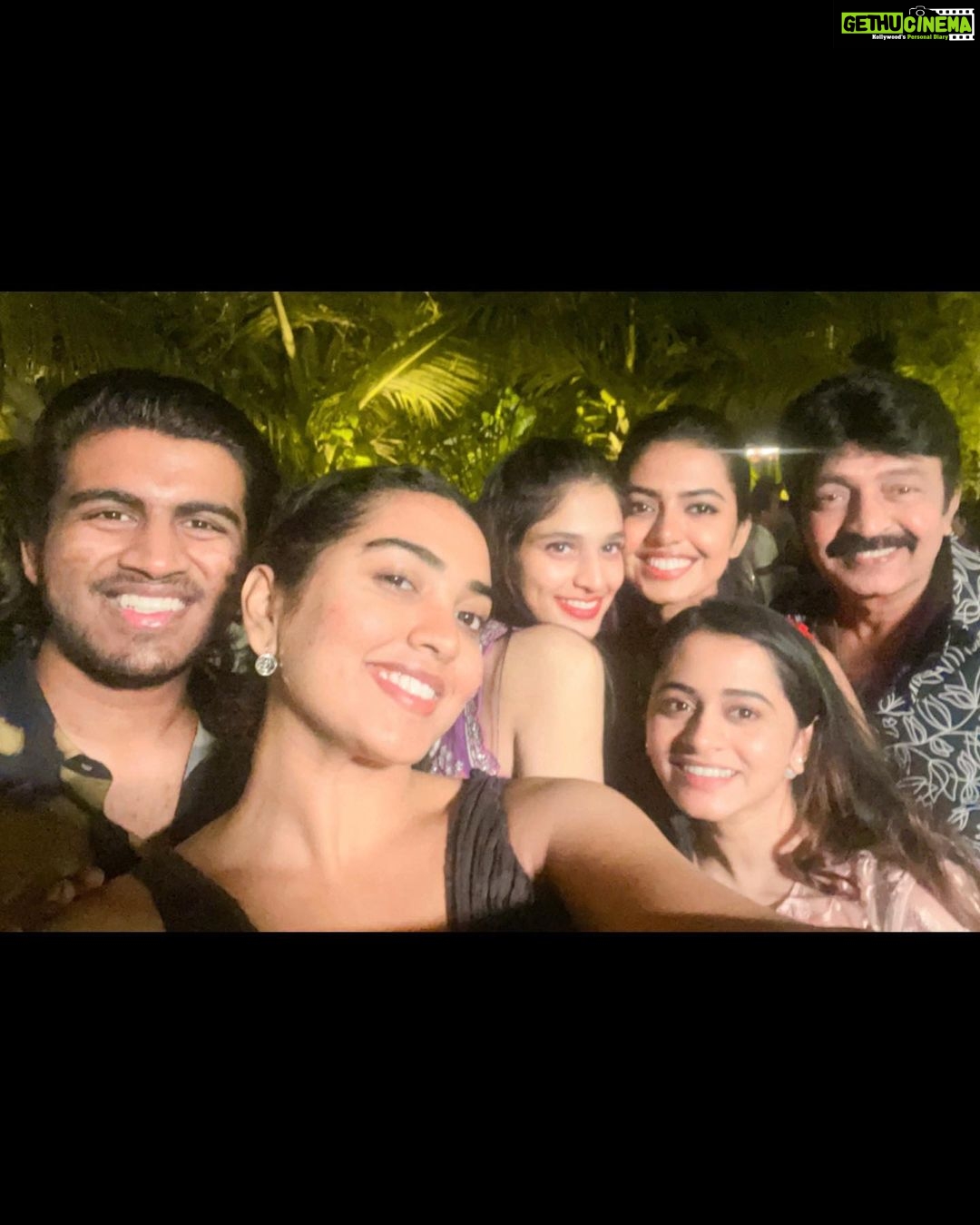 Shivani Rajashekar Instagram - #AnuAnuvuManasa ๐ Diariesโฃ๏ธ Day #2 #3 #4 #5 At #NAR house scenes ๐๐ฅ๐