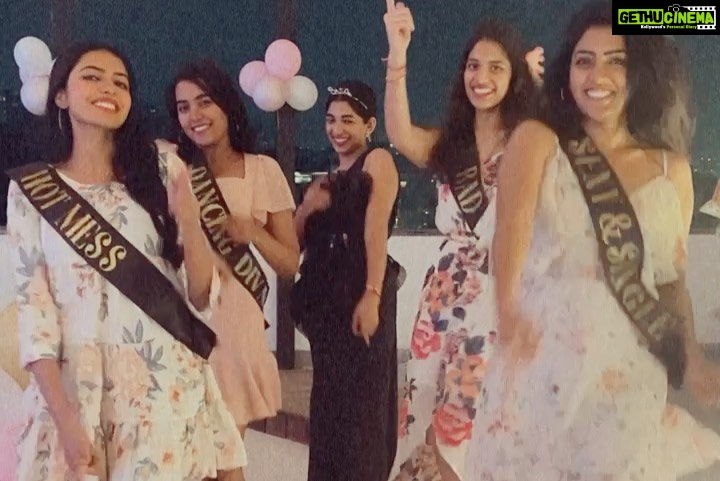 Shivani Rajashekar Instagram - #Anuanuvumanasa 💞 Diaries❣️ #Day1 Maani’s Bridal shower 🥂 Aren’t the desserts 🤤 ? @bonbonhyd 😎 Pc - @venu_photography_