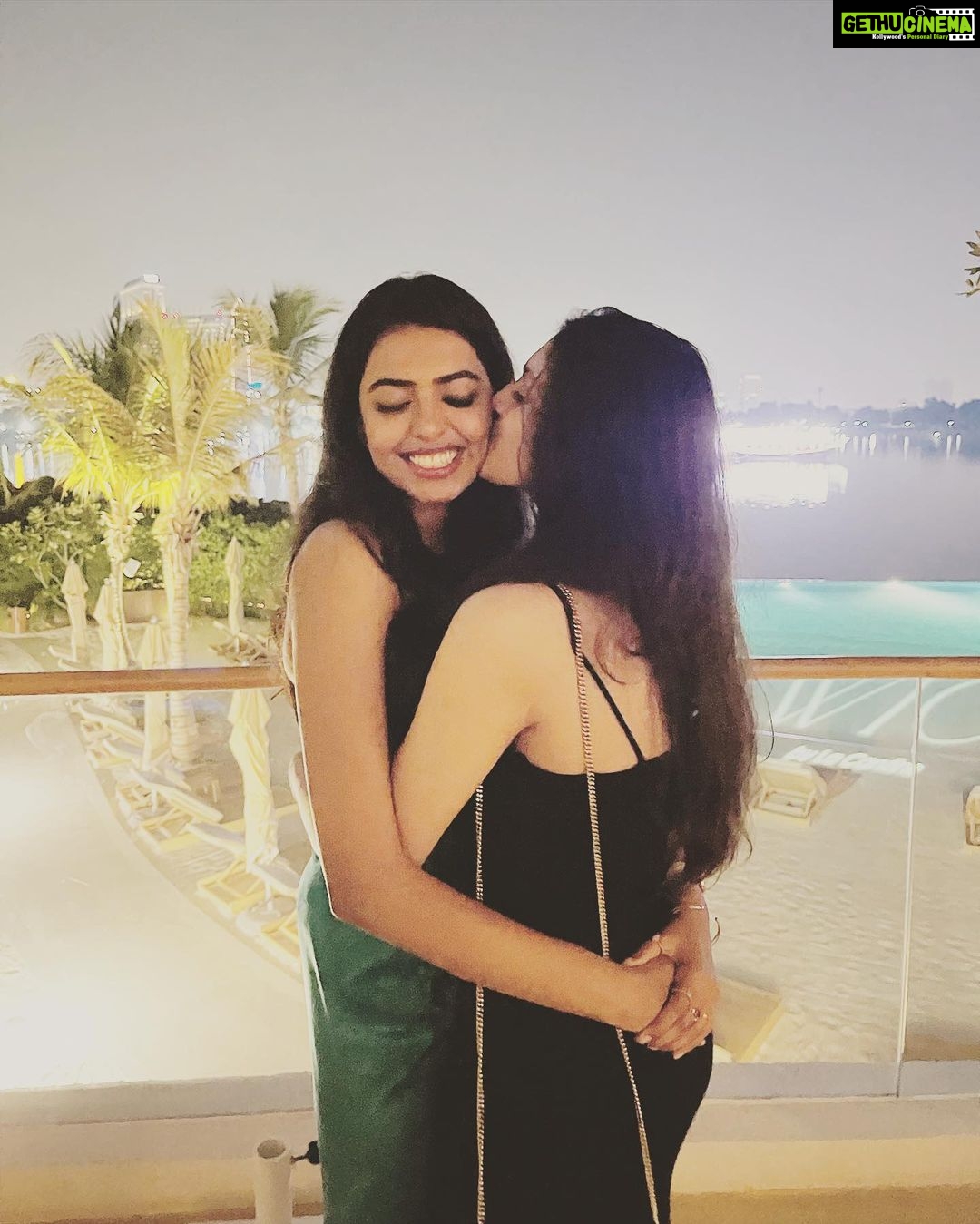 Shivani Rajashekar Instagram - Dubai dairies!! @missindiaorg @vlccin @sephora_india @mojindia @rajnigandhasilverpearls #FeminaMissIndia2022 #JourneyToTheCrown #AndhraPradesh #Telangana #Tamilnadu #SouthZone #MissIndiaZones #DreamBelieveRealize #missindia2022shivani #missindia2022 #missindiashivanirajashekar #missandhrapradesh2022 #missap2022 #shivani4missindia #vlccfeminamissindia2022