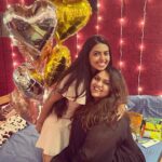 Shivani Rajashekar Instagram – My bujjukus 💞 #TBT #bday #allaboutmybirthday 
@sharaninarayanaofficial thank u so much for the yummy cake papa💕

Ps: I’m not there in the last pic cuz they were too busy clicking pics of their own 😏 I still love them though 😏💗😏