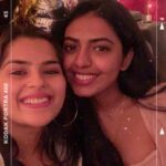 Shivani Rajashekar Instagram - My bujjukus 💞 #TBT #bday #allaboutmybirthday @sharaninarayanaofficial thank u so much for the yummy cake papa💕 Ps: I’m not there in the last pic cuz they were too busy clicking pics of their own 😏 I still love them though 😏💗😏