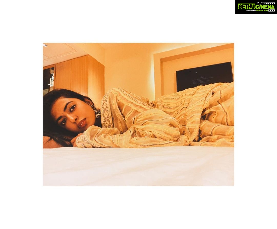 Shivani Rajashekar Instagram - #lazysunday 😴😴😴