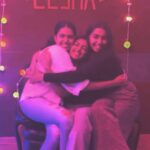Shivani Rajashekar Instagram – Happy Birthday Darling @yourseesha ❤️🤗😘🎉🎊🎂❤️ love u so much 💞 
#peaches Becs u love it 💁🏻‍♀️