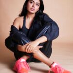 Shivani Rajashekar Instagram - Few more 🖤 Styling @lankasanthoshi 💋 Pc @dvs.photography @missindiaorg @vlccin @sephora_india @mojindia @rajnigandhasilverpearls #FeminaMissIndia2022 #JourneyToTheCrown #AndhraPradesh #Telangana #Tamilnadu #SouthZone #MissIndiaZones #DreamBelieveRealize #missindia2022shivani #missindia2022 #missindiashivanirajashekar #missandhrapradesh2022 #missap2022 #shivani4missindia #vlccfeminamissindia2022