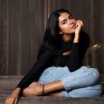 Shivani Rajashekar Instagram - 🖤🤍🖤 Pc @dvs.photography