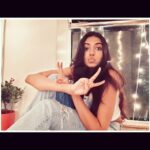 Shivani Rajashekar Instagram - 1 , 2 or 3 ?🤷🏻‍♀️