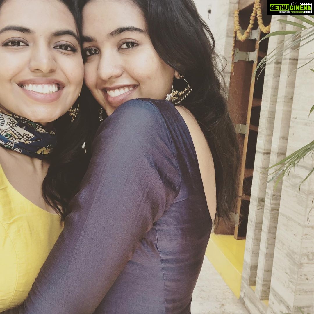 Shivani Rajashekar Instagram - Happy birthday Dorasani papa ❤️😘❤️ Love u so much🤗