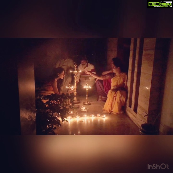 Shivani Rajashekar Instagram - 9 Diyas and 9 mins to pray,to hope and to wish for good health for everyone in the world 🙏 #LightForIndia #stayhomestaysafe #indiafightscorona
