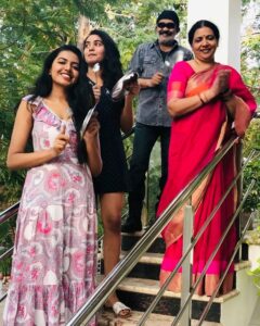 Shivani Rajashekar Instagram - DOCTORS ,HEALTH WORKERS,EVERY INDIVIDUAL OUT THERE FIGHTING FOR OUR HEALTH ...WE SALUTE YOU!