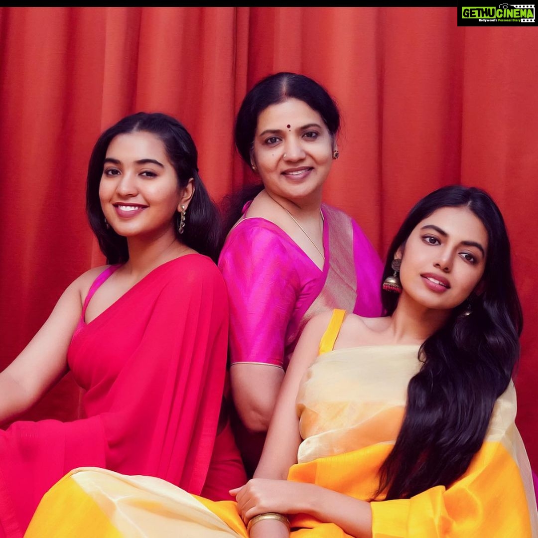 Shivani Rajashekar Instagram - More from the pretty lot ❤️ In the last picture..you will find a single strand of white hair right on top of my head..well that’s the proof for I turning into #Elsa slowly 🧝🏻♀️ #frozen3