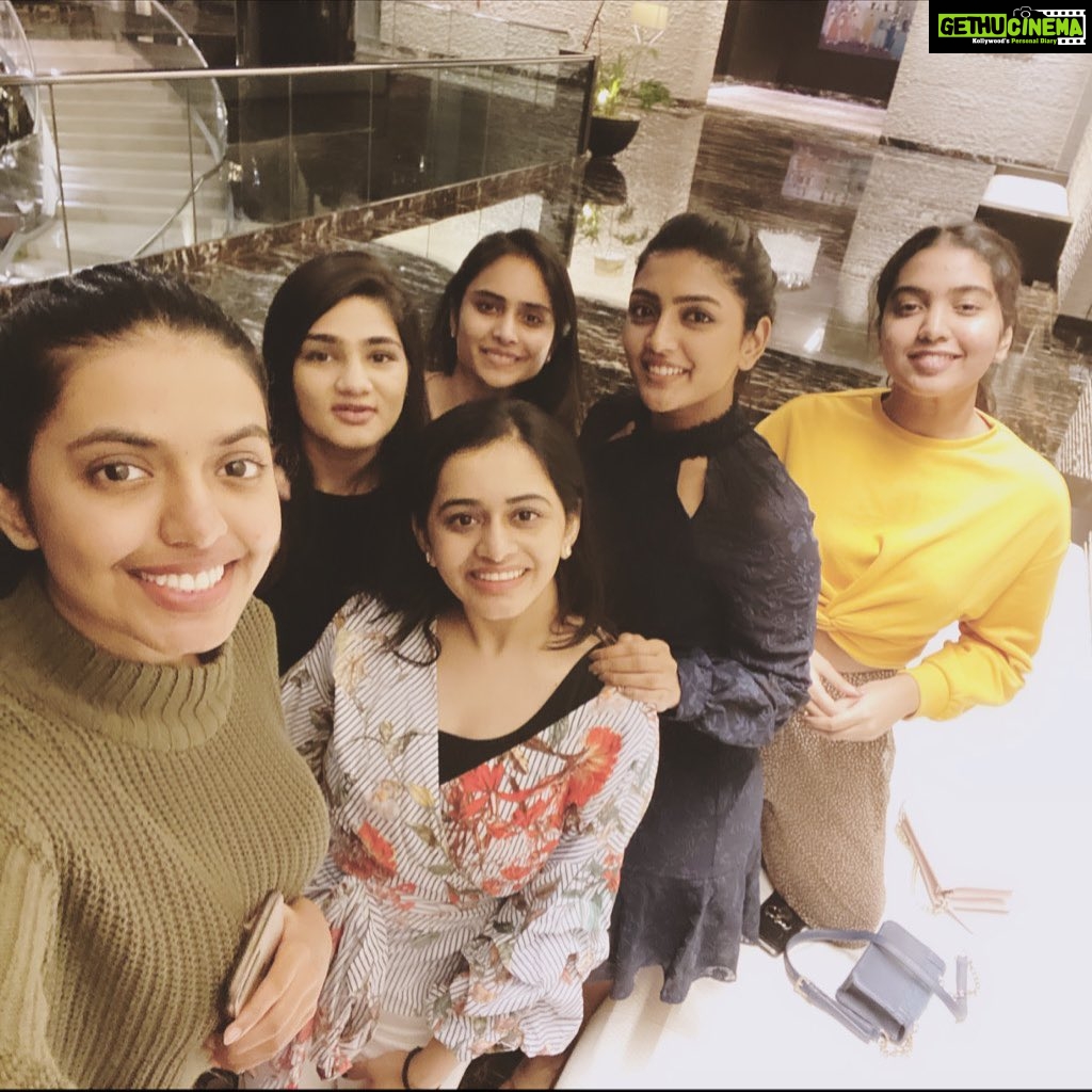 Shivani Rajashekar Instagram - ❤️❤️❤️ happy birthday papa @ramyareddyy ❤️❤️❤️