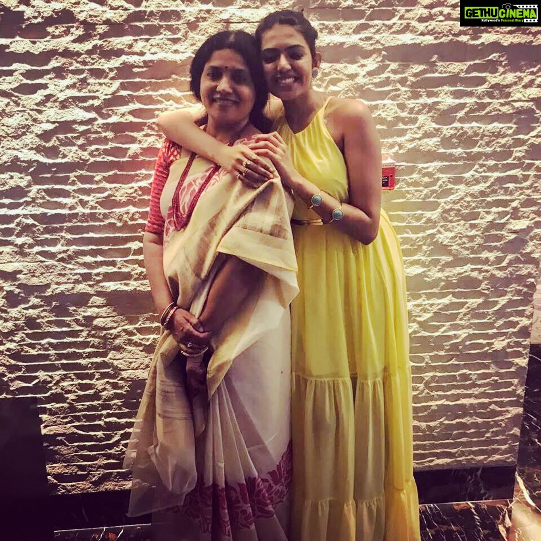 Shivani Rajashekar Instagram - Happy Birthday Mummy Kutty❤️ @rajashekarjeevitha Love you too much💋😬