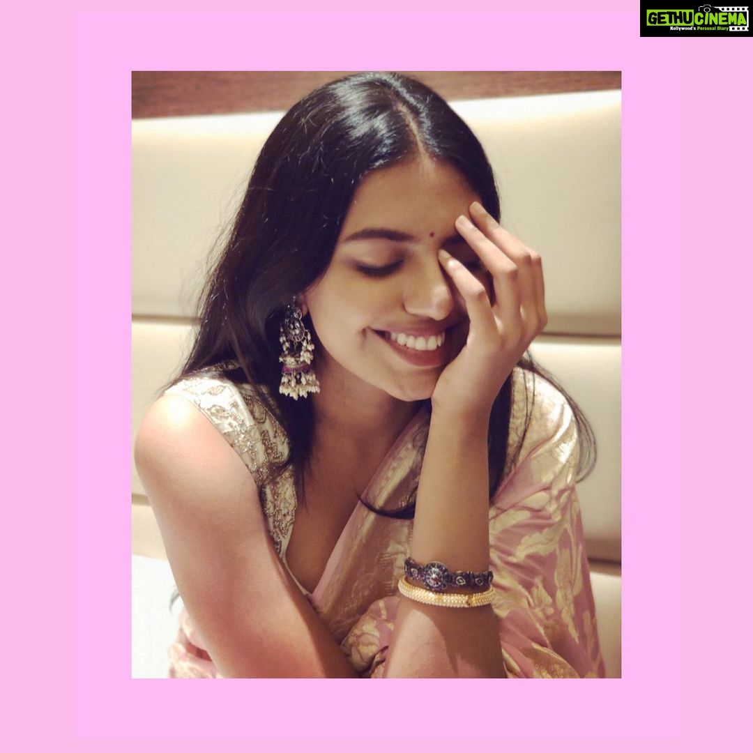 Shivani Rajashekar Instagram - 💕 Wearing - @varuni_couture Jewellery- @orafojewels Styling - @lankasanthoshi Pc - shivkutty ❤️ @shivnivasse