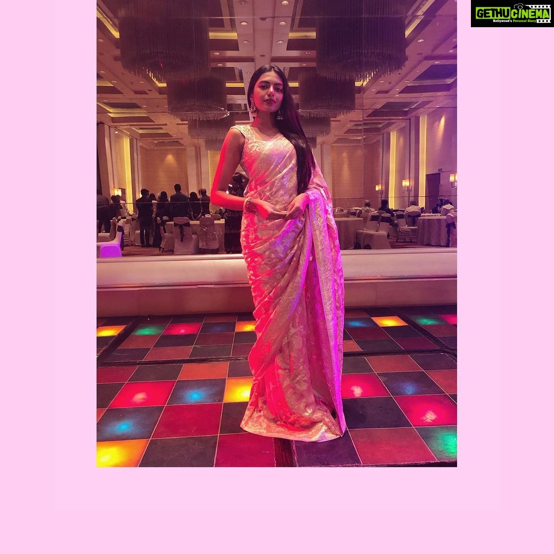 Shivani Rajashekar Instagram - 💕 Wearing - @varuni_couture Styled by- @lankasanthoshi Earrings - @orafojewels Pc - @shivnivasse